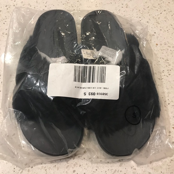 Vs Victoria's Secret pink slide sandal slipper S - Picture 2 of 3